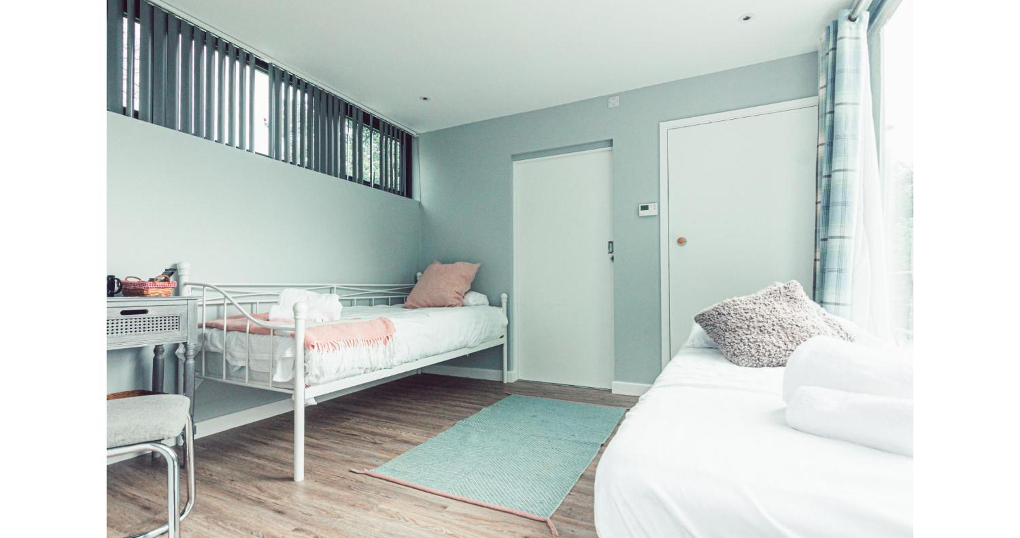 Clophill Eco Lodges Bilik gambar