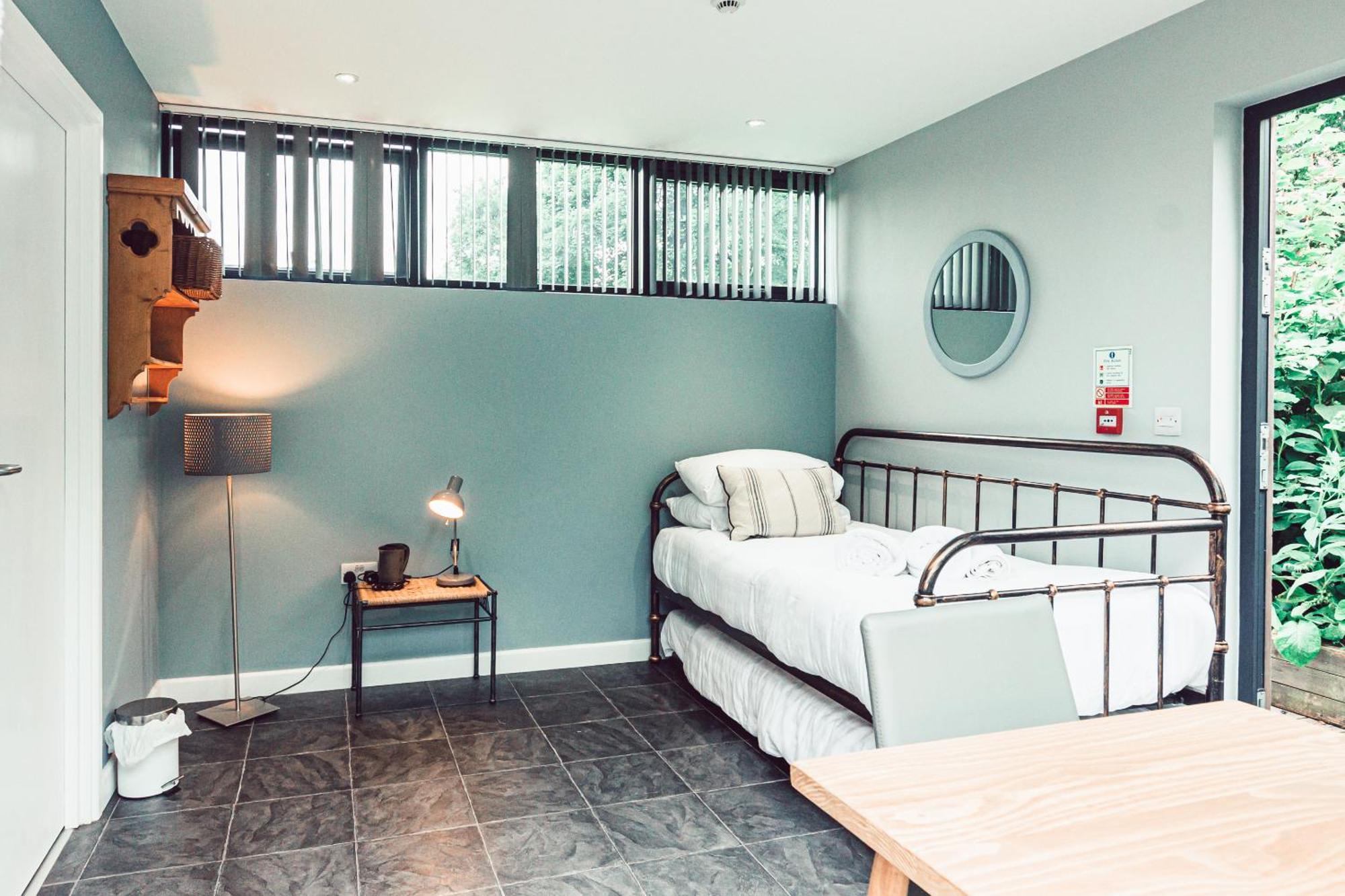 Clophill Eco Lodges Bilik gambar
